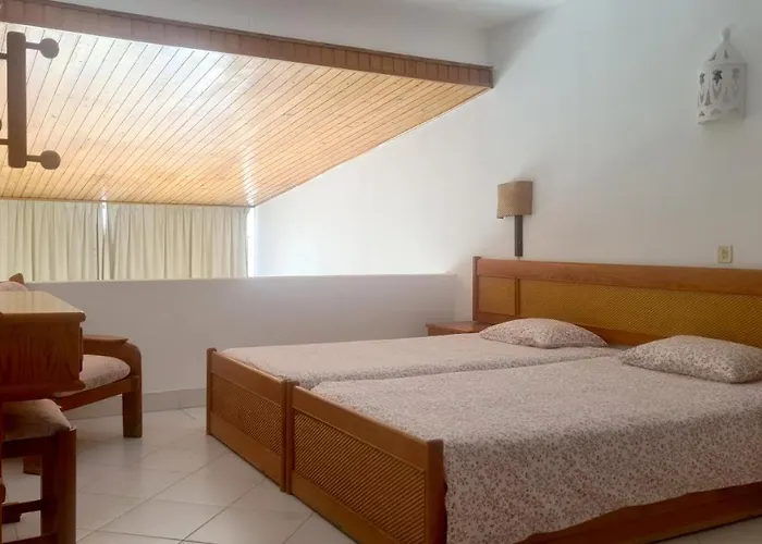 Albufeira, Cerro Branco